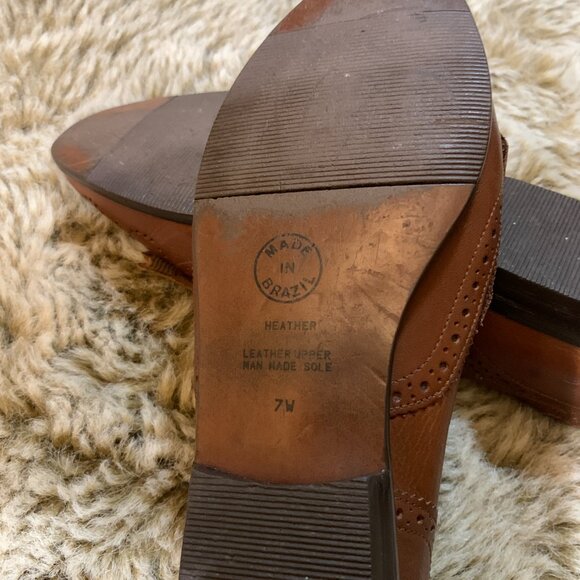 VINTAGE Hunt Club Brown Leather Kiltie Tassel Loafers Womens Size 7W - Picture 7 of 8